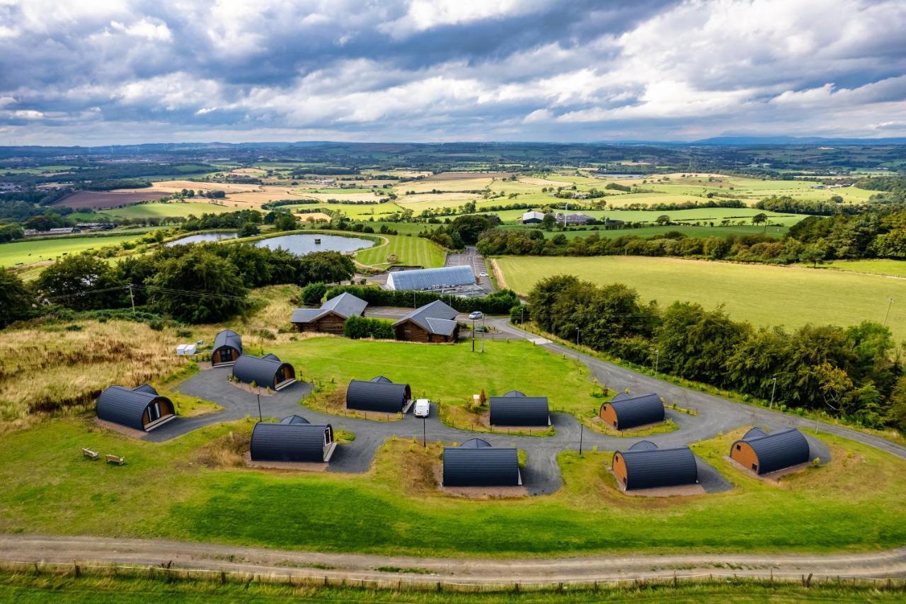 The Log Cabins At The Vu Bathgate Esterno foto